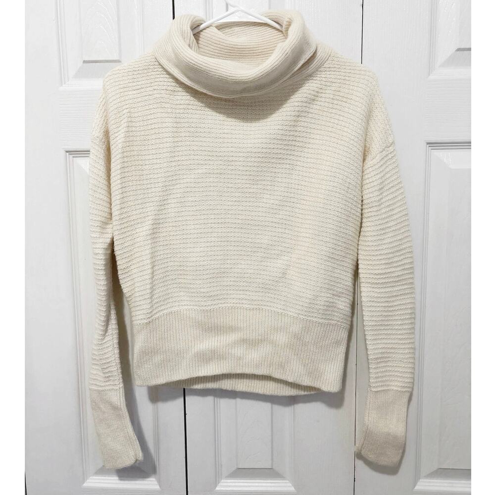 Banana Republic Cream Soft Merino Alpaca Blend Turtleneck Sweater XS